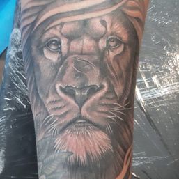 Leeuw tattoo